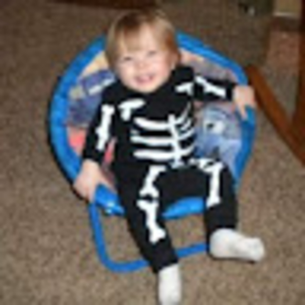 Meet your Posher, Adrianne